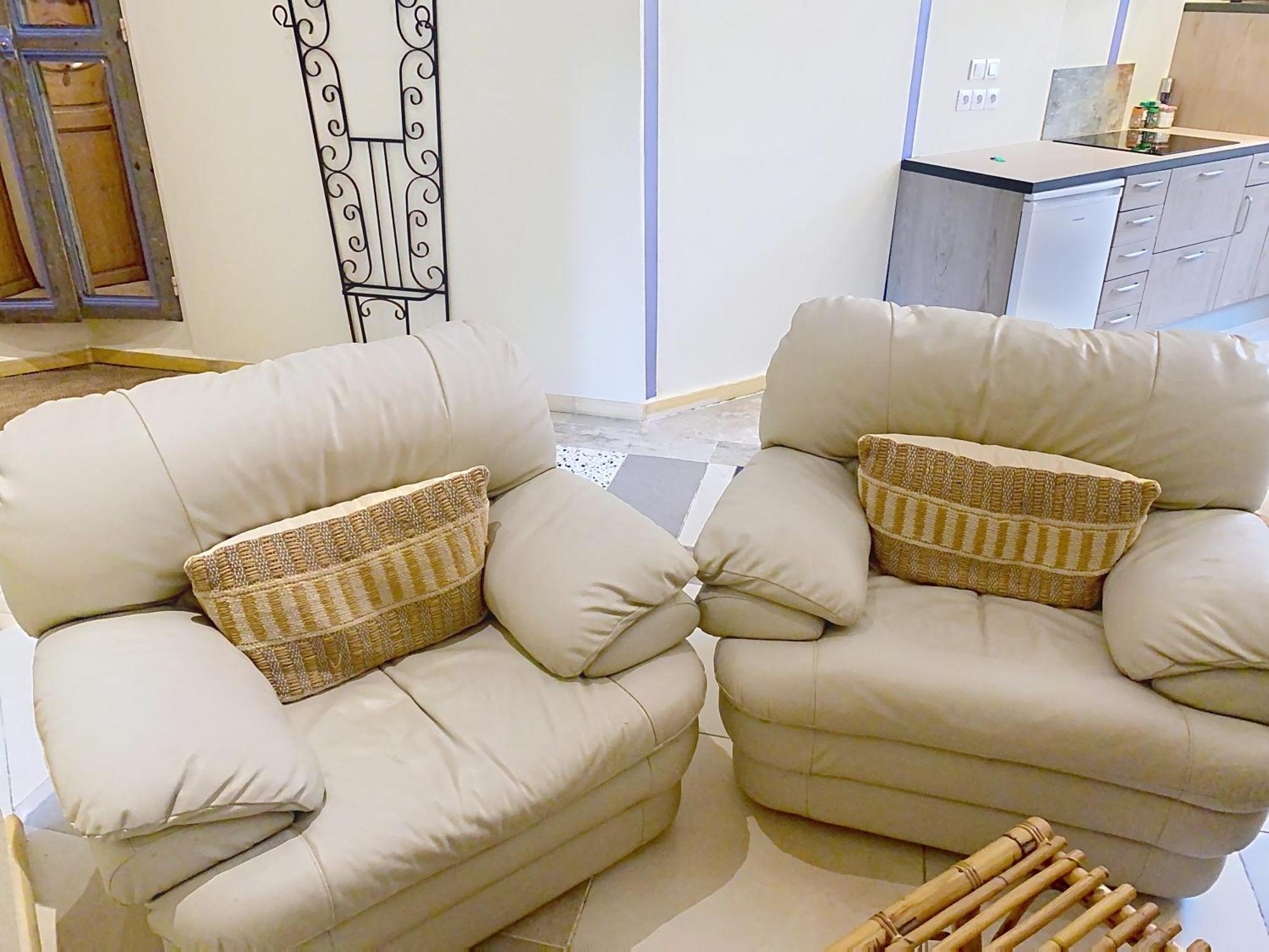 Residence Verdi - Appartements Meubles En Centre Ville เบดาริยูส์ ภายนอก รูปภาพ